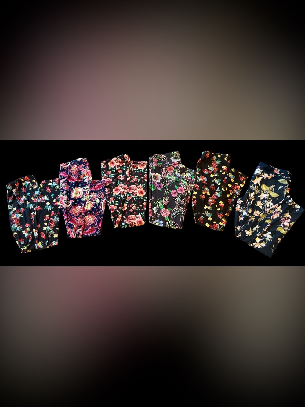 6 Floral Print Women's Leggings - with Multicolor Blooms